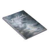 Storm Gratitude Journal Clouds Breaking met Name Notitieboek (Rechterzijde)