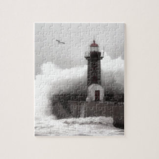 Storm in de vuurtoren legpuzzel