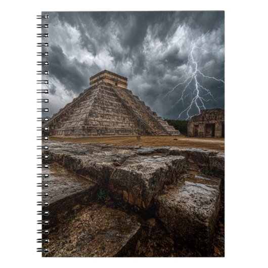 Storm over het Notitieboek Chichen Itza (Voorkant)