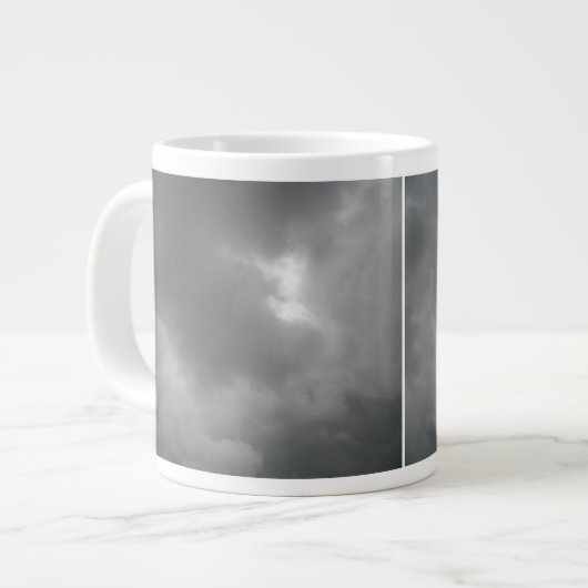 Storm wolken Mok (Links)
