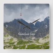 Storm wolken over de bergen die aanpasbaar zijn vierkante klok (Voorkant)