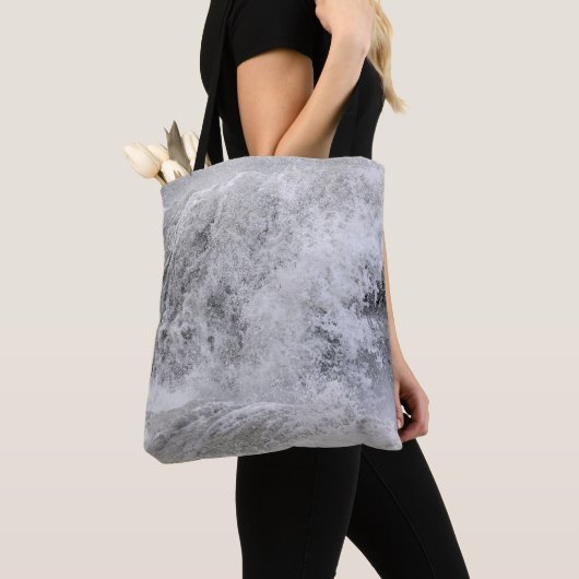 Stormachtige golf die breekt tote bag (Dichtbij)