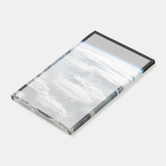 Stormachtige hemel boven de Amazone Post-it® Notes (Schuin)