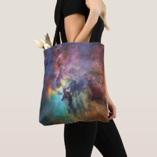 Stormachtige Zeeen van Lagune Nebula in Boogschutt Tote Bag