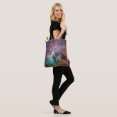 Stormachtige Zeeen van Lagune Nebula in Boogschutt Tote Bag (Op model)