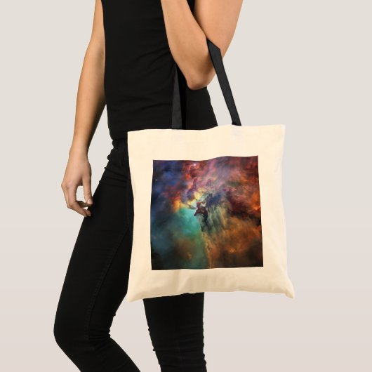 Stormachtige Zeeen van Lagune Nebula in Boogschutt Tote Bag (Voorkant (product))