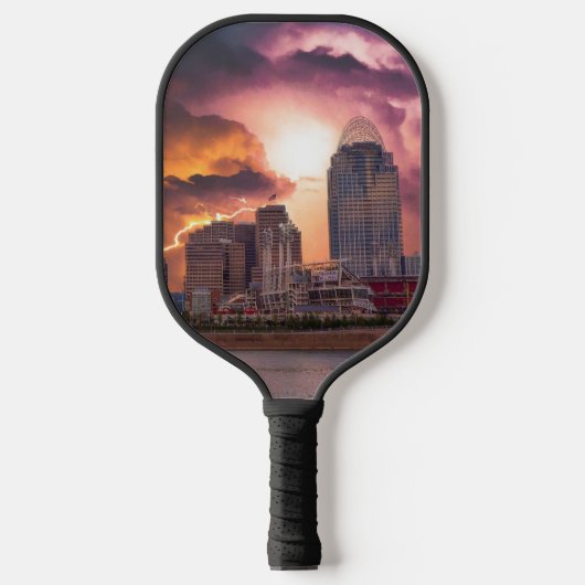Stormy Cincinnati Great American Ball Park Pickleball Paddle (Voorkant)