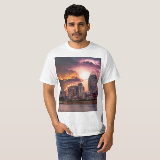 Stormy Cincinnati Great American Ball Park T-Shirt (Voorkant volledig)