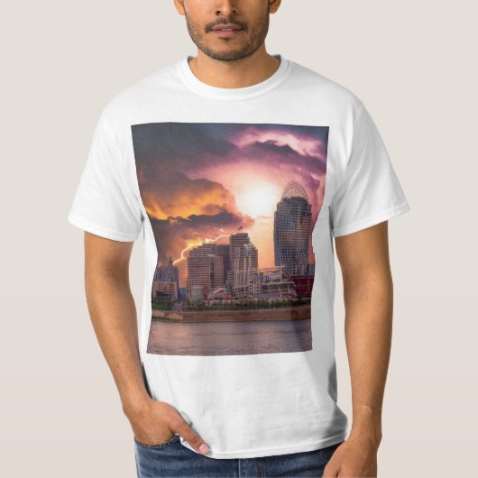 Stormy Cincinnati Great American Ball Park T-Shirt (Voorkant)