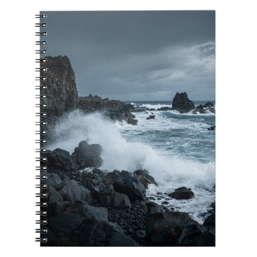 Stormy Ocean Waves Rocky Coast Notitieboek (Voorkant)