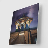 Stormy Sky op Brighton Beach Bandstand Vierkante Klok (Hoek)