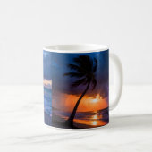 Stormy Sunset Beach Canvas Print | Lone Palm Drama Koffiemok (Voorkant rechts)