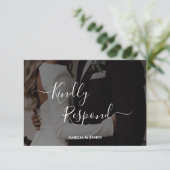 Stout modern zwart-wit foto-huwelijks-RSVP  RSVP Kaartje (Staand voorkant)