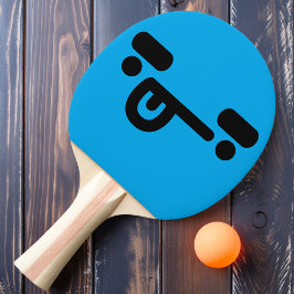 Stout Verward Gezicht Blauwe Ping Pong Paddle Tafeltennisbatje