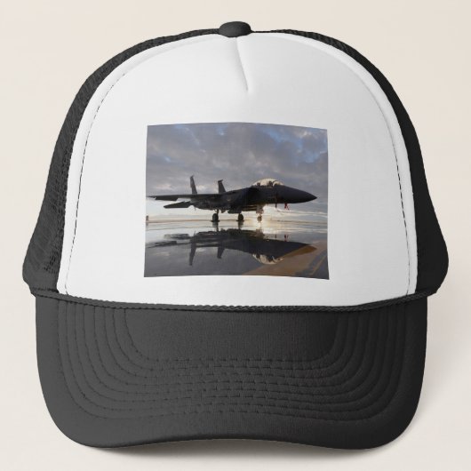 Straaljager boven zeeën trucker pet (Voorkant)