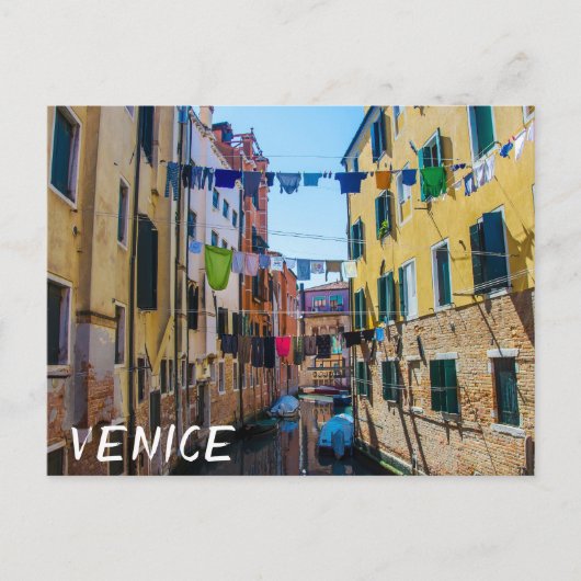 Straat in Venetië met wasgoed in Italië Briefkaart (Voorkant)