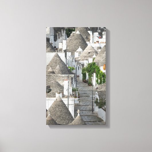 Straat met trulli-huizen in Alberobello, Puglia Canvas Afdruk (Voorkant)