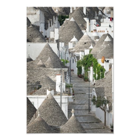 Straat met trulli-huizen in Alberobello, Puglia Foto Afdruk (Voorkant)