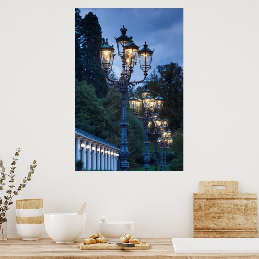 Straatlampen 's nachts, Duitsland Poster (Keuken)