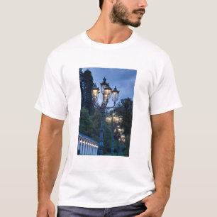 Straatlantaarns 's nachts, Duitsland T-shirt
