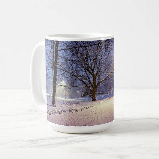 Straatlichten en sneeuwbomen koffiemok (Voorkant links)