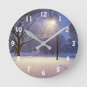 Straatlichten en sneeuwbomen ronde klok (Voorkant)