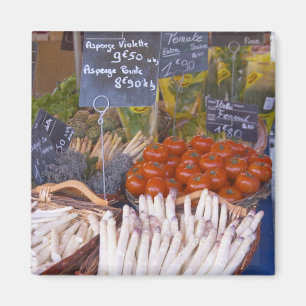 Straatmarkt koopman's kraam met witte magneet