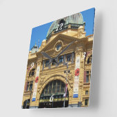 Straatstation Flinder Vierkante Klok (Hoek)