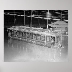 Straatwagen in overstroming, 1923. Oude foto Poster