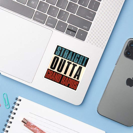 Straight Outta Grand Rapids Michigan MI Sticker (Laptop met iPhone)