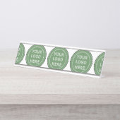 Strak, modern, gepolijst en aanpasbaar. bureau naambordje (Voorkant)