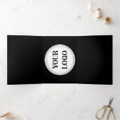 Strak, modern, gepolijst en aanpasbaar. drieluik uitnodiging (Binnen)