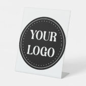 Strak, modern, gepolijst en aanpasbaar reclamebord met voetstuk (Voorkant)