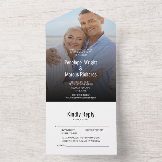 Stralend Gelukkig Fotohuwelijk All In One Uitnodiging (Binnen)