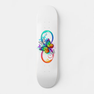 Stralende oneindigheid met regenboog vlinder persoonlijk skateboard