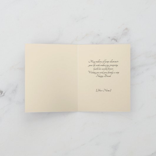 🦚 stralende pauw diwali zegeningen feestdagen kaart (Binnen)