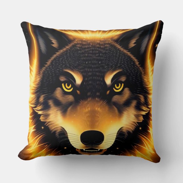 Stralende Wolf Gezicht Verlicht door Gouden Licht Kussen (Voorkant)