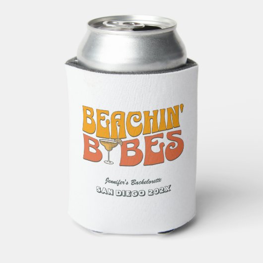 Strand Bachelorette Party Retro Beachin Babes Blikjeskoeler (Blikje Achterkant)
