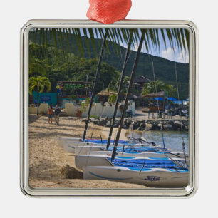 Strand bij Leverick Bay Resort & Marina, Metalen Ornament