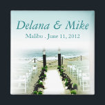 Strand bruiloft gunst aandenken magneet<br><div class="desc">Deze strandachtige, resort bruiloft gunst magneet is gemakkelijk aan te passen met uw eigen tekst en lettertype voorkeuren. Aanpasbare bewaar de datumaankondigingen, uitnodigingen, briefkaarten, RSVP-kaarten en stickers zijn ook beschikbaar voor dit ontwerp. Als je hulp nodig hebt, vragen hebt of andere gecoördineerde producten wilt om deze magneet te passen, neem...</div>