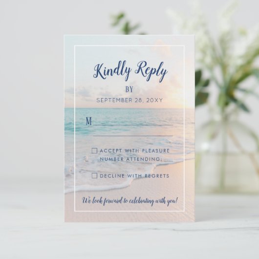 Strand Bruiloft Sandy Ocean Sunset RSVP Kaartje (Staand voorkant)
