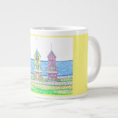 Strand Cottage Trio 2 Geel Jumbo Mok (Voorkant rechts)