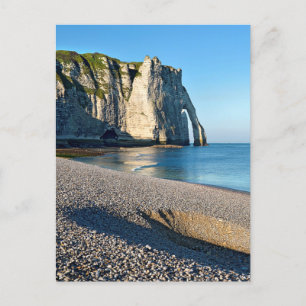 strand en klif van Etretat in Frankrijk Briefkaart