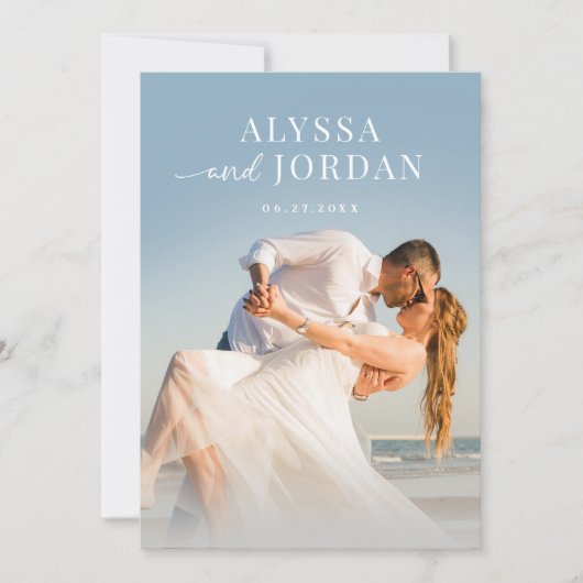 Strand Fotohuwelijksuitnodiging | Modern Minimalis Kaart (Voorkant)