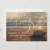 Strand Huwelijk Zonsondergang Schelpen Lichten Bew Save The Date (Voorkant)