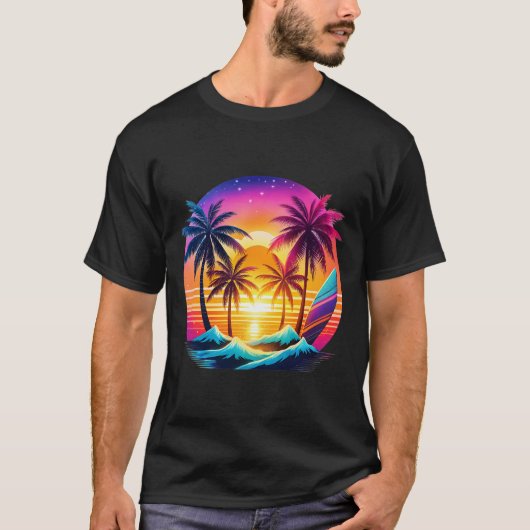 Strand met palmbomen en surfplanken, Pop kunststij T-shirt (Voorkant)