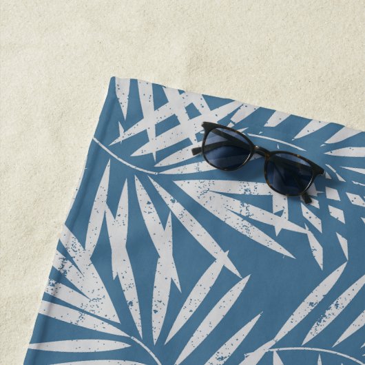 Strand Palm Bladeren in blauw Strandlaken (In situ)