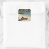 Strand, palmbomen en ligstoel vierkante sticker (Tas)