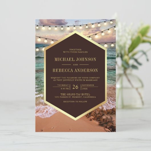 Strand Sunset String Lights Alles in één bruiloft Kaart (Staand voorkant)