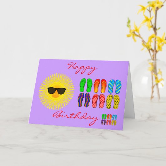 Strand Teenslippers en zon met zonnebril Verjaarda Kaart (Gele Bloem)